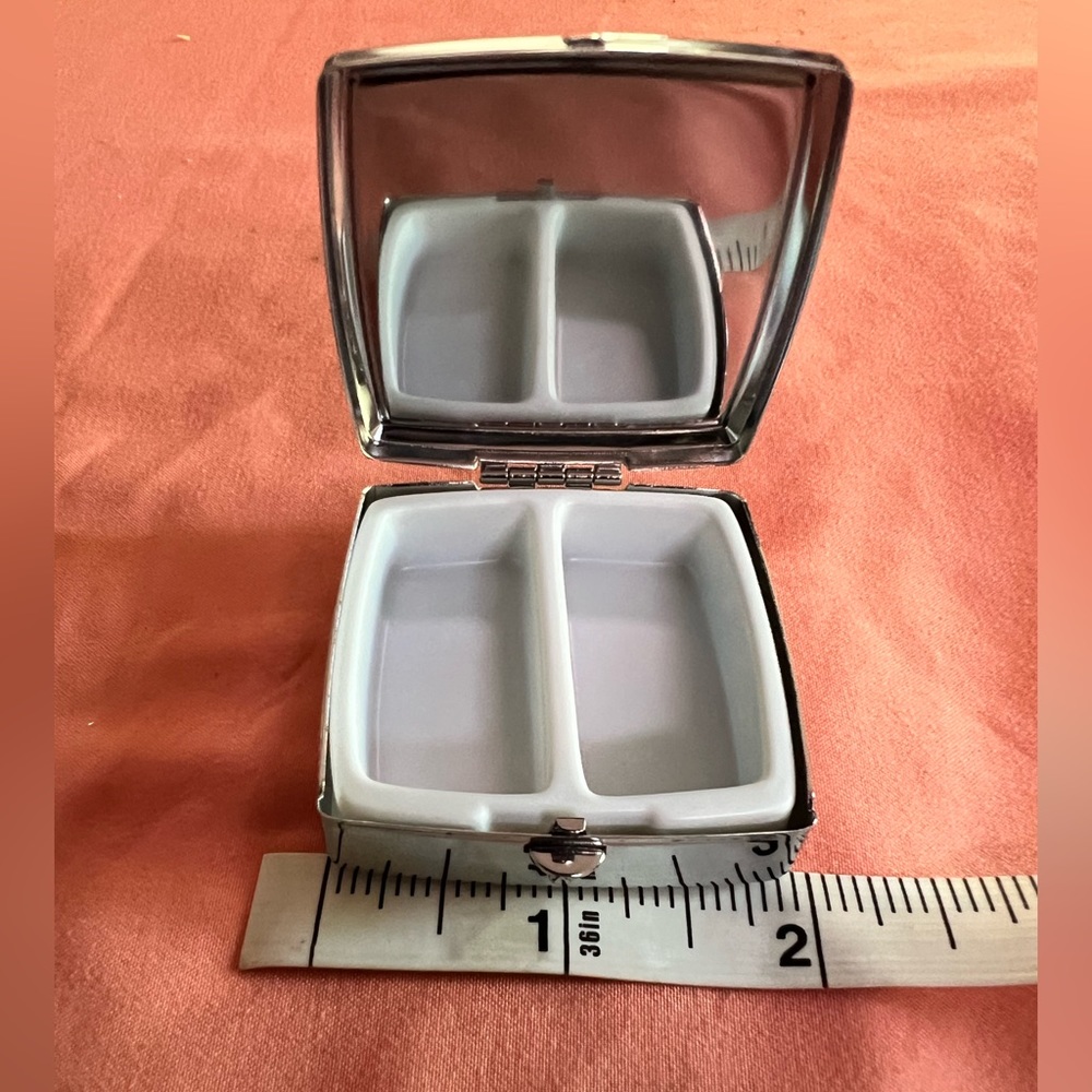 Decorative Pill Case/Box - Picture 8 of 11